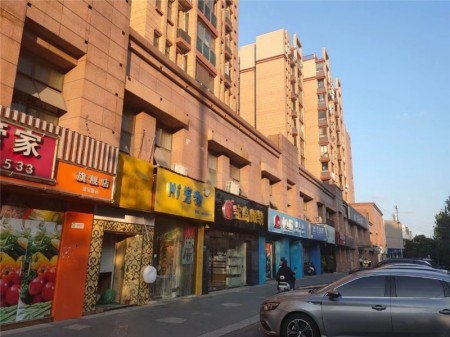 闵行区静安新城 漕宝路 沿街门面房一至二层 整体对外出租 可分割小面积